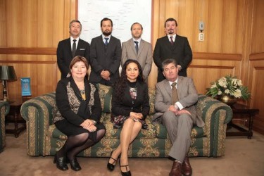 Los nuevos integrantes del gabinete regional junto a la intendenta Morín Contreras.