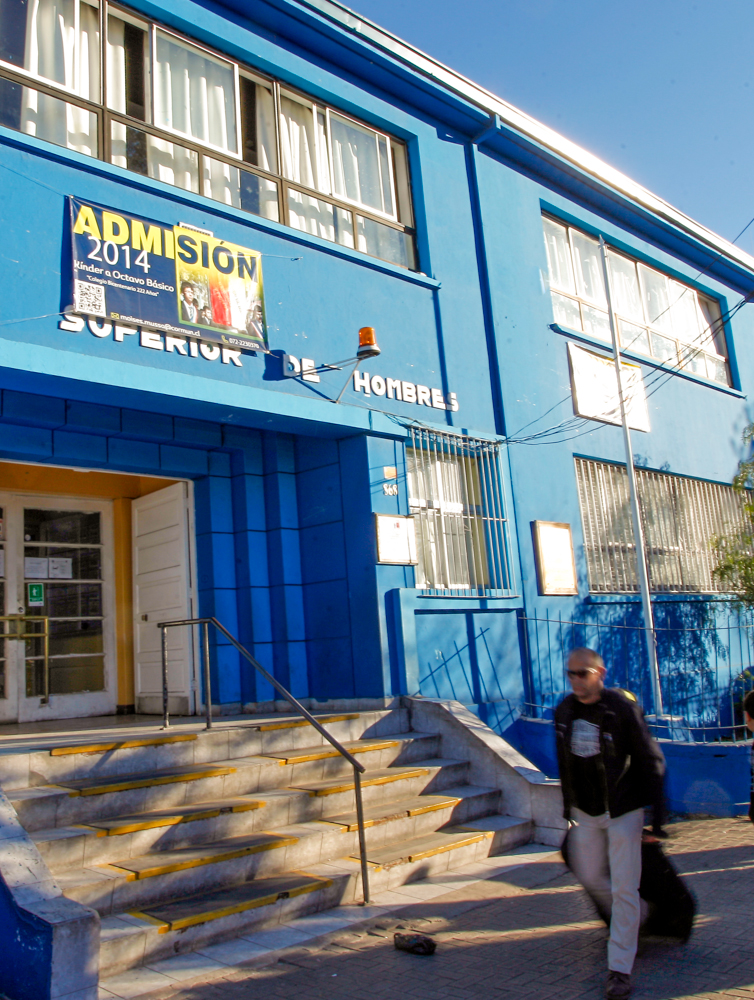 Comunidad educativa respalda a director del colegio Moisés Mussa