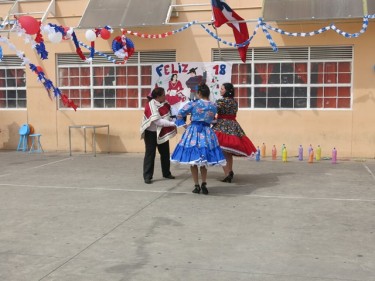 Las internas realizaron diversos bailes típicos en la celebración de Fiestas Patrias. 