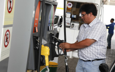 la expectativa para los precios de los combustibles en Chile en las próximas semanas es al alza.