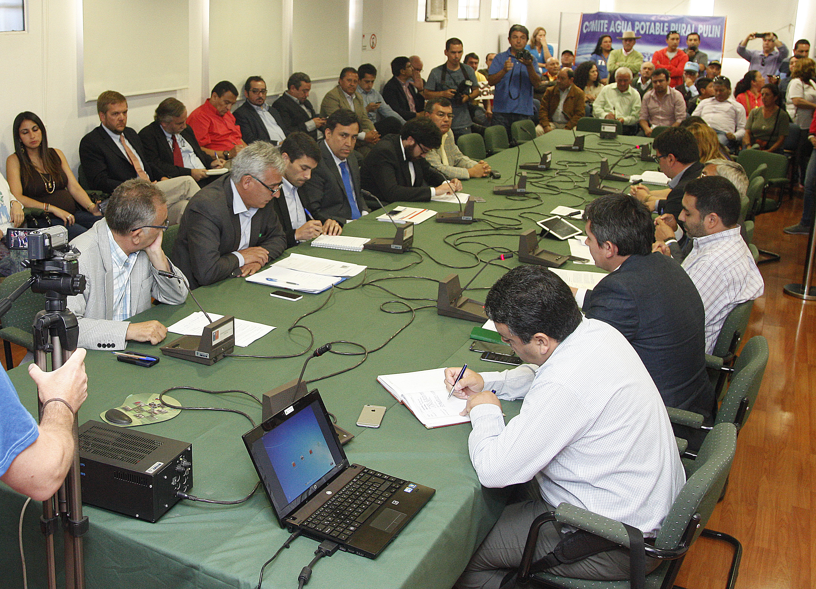 Los desafíos políticos del nuevo intendente de la Región de O'Higgins