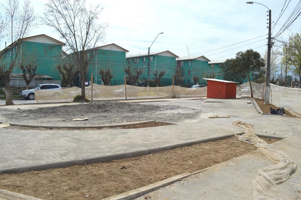 Graneros: 70% de avance presenta remodelación de plaza que tendrá áreas