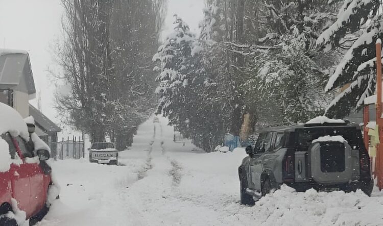 Termas del Flaco: Nevadas dan la bienvenida a la primavera