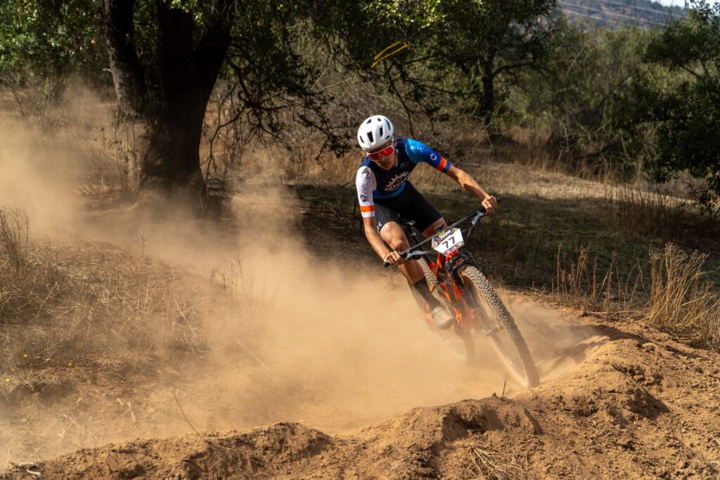 Requínoa vivió competencia de ciclismo extremo