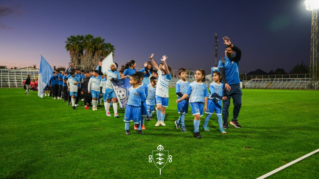 Santa Cruz: Realizan inauguración de torneo intercomunal de escuelas de fútbol