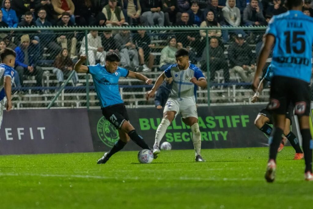 Deportes Santa Cruz empató ante Deportes Iquique