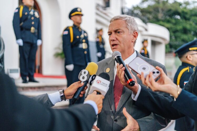Cadem: Aprobación del presidente Kast alcanzó un 42%, mientras que la desaprobación se mantiene por sobre el 50%