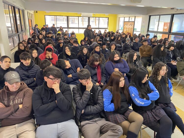 Codegua: Realizan capacitación sobre la Ley de Responsabilidad Penal Adolescente