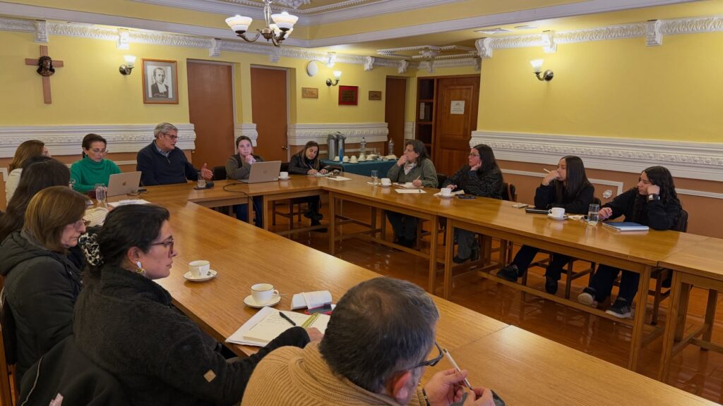 Consejo de Comunidad Escolar define acciones para fortalecer la convivencia hacia 2027