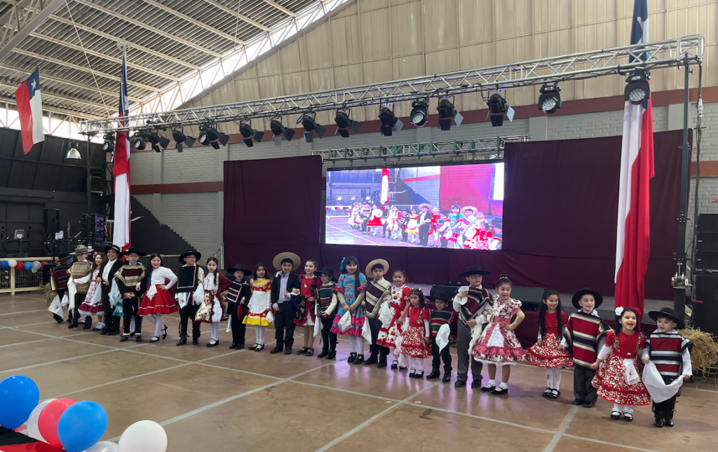 Colegio Instituto Rancagua celebró las tradiciones chilenas con emblemática Peña Folclórica 2026