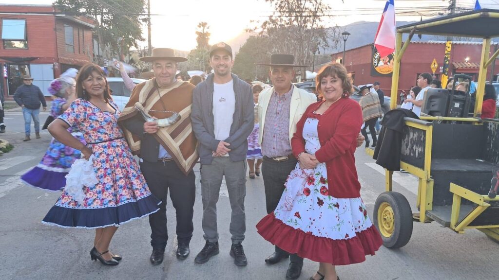 Graneros celebró el Día del Folclor con Pasacalles que dio inicio a las Fiestas Patrias