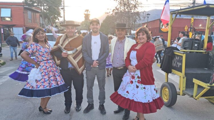 Graneros celebró el Día del Folclor con Pasacalles que dio inicio a las Fiestas Patrias